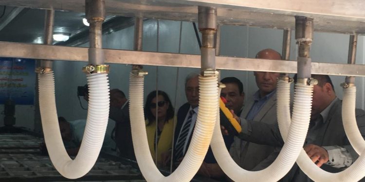 افتتاح أول وأكبر مصنع متنقل لإنتاج الواح الثلج في العالم