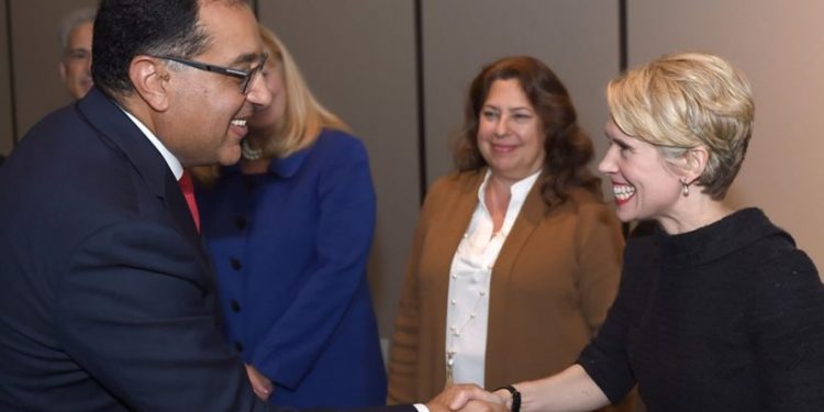 رئيس الوزراء يستقبل “كيمبرلي ريد” رئيس بنك التصدير والاستيراد الأمريكي