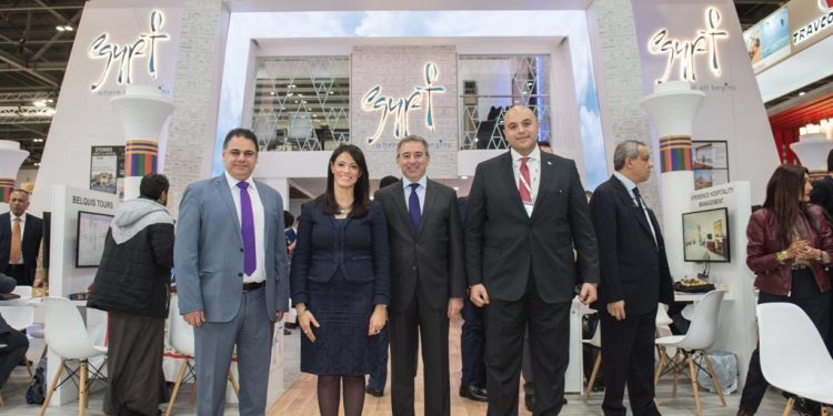 وزيرة السياحة تفتتح الجناح المصري المشارك في فعاليات بورصة لندن الدولية