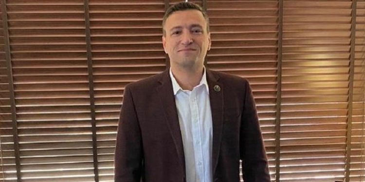 مؤسسة يوسف رشدان الخيرية تتكفل بخمسة آلاف أسرة من متضررى كورونا