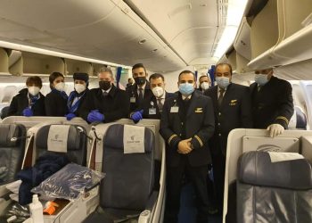 وزارة الطيران تسير ١٣٥ رحلة استثنائية لإجلاء ٢٤٧٥٠  من المصريين العالقين بالخارج