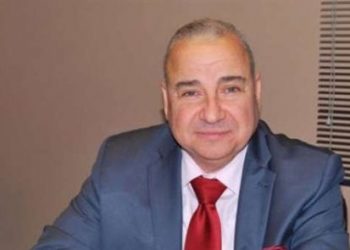 "مستثمرى العاشر" تبحث مع البنك الأهلى تعزيز الخدمات المصرفية للصناع