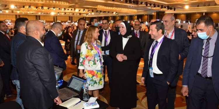 بمشاركة 70 مشتري أجنبي .. وزيرة الصناعة تفتتح الدورة الثالثة للملتقى الدولي “هاتس مصر 2021”