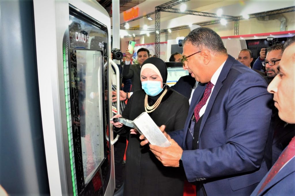 المدير الإقليمي لـ  DMG MORI  يكشف تفاصيل إنشاء أكبر مصنع ماكينات CNC في مصر 