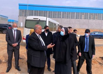 وزيرة الصناعة : الإنتهاء من إنشاءات الـ100 مصنع بالروبيكي .. الشهر المقبل