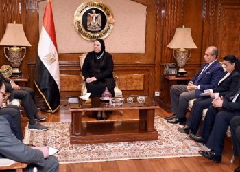 وزيرة الصناعة تبحث مع "العربية لضمان الاستثمار" تعزيز التجارة الخارجية