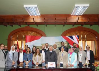 تحديث الصناعة يتعاون مع جامعة MSA في تطوير الهوية الدعائية للمصانع