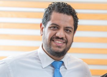 خبير يحدد أسس اختيار شركات التسويق: ابتعدوا عن الفري لانسرز