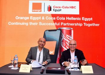 “اورنچ مصر” تجدد شراكتها مع “كوكاكولا هيلينك” لتزويدها بالخدمات والتطبيقات الرقمية المتطورة