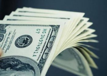 عاجل .. تعرف على سعر الدولار في البنوك حالياً بعد قرارات "المركزي"