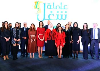 في احتفالات اليوم العالمي للمرأة .. القباج تشارك في إطلاق "عاملة شغل"