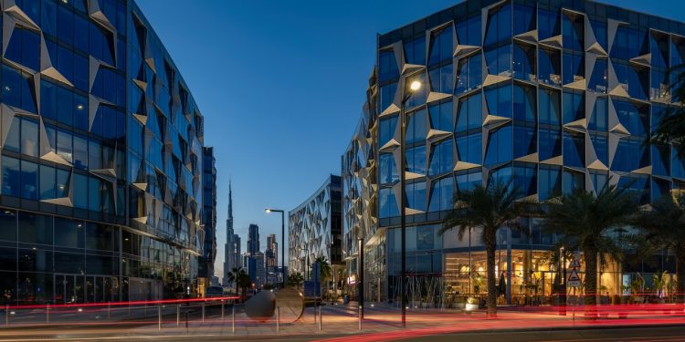 الثلاثاء .. إطلاق مؤتمر World of Technal لعرض أحدث تكنولوجيات الاستدامة في بناء واجهات المباني الحديثة