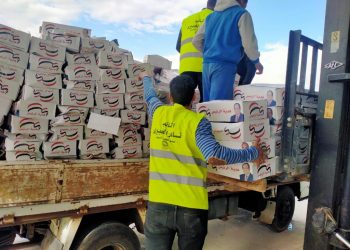 «مستقبل وطن» يوزع مساعدات غذائية على «الأكثر احتياجًا».. ومعارض ثابتة ومتنقلة بتخفيضات 35%