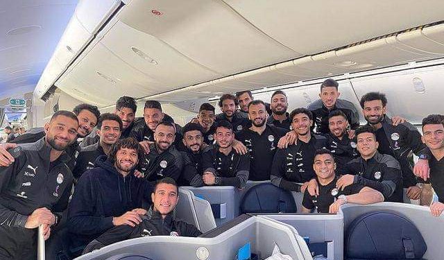 بعثة منتخب مصر تطير إلى داكار لمواجهة السنغال .. فيديو
