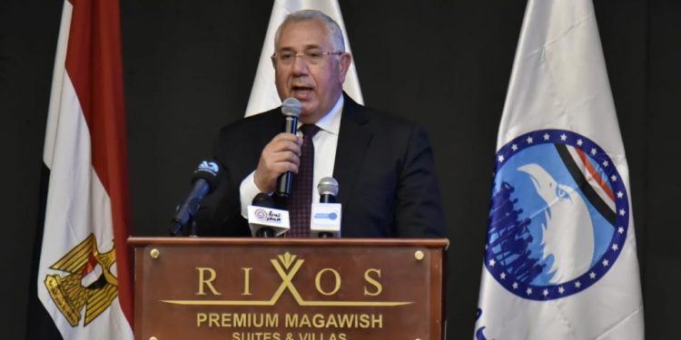 وزير الزراعة : خطة لتقليل فجوة السلع الاستيراتيجية بدعم مشروعات التوسع الافقي والرأسي