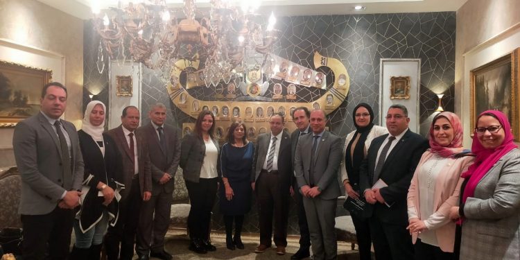 بروتوكول للتعاون بين تصديري المفروشات والجمارك لتيسير إجراءات الصادرات المصرية