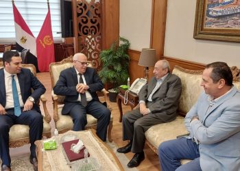 محافظ بورسعيد يستقبل رئيس النقابة العامة للمهندسين