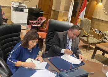 التصديري للملابس يتعاون مع مصلحة الجمارك لتسهيل نفاذ الصادرات