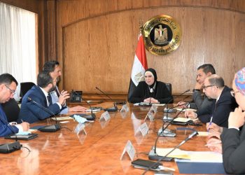 ليوني الألمانية : نمتلك 14 مصنعاً لإنتاج كابلات السيارات في مصر .. و 100 مليون يورو صادراتنا العام الماضي