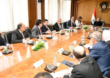 وزيرة الصناعة: حريصون على تقديم كل الدعم للقطاعات الصناعية لزيادة معدلات التصدير