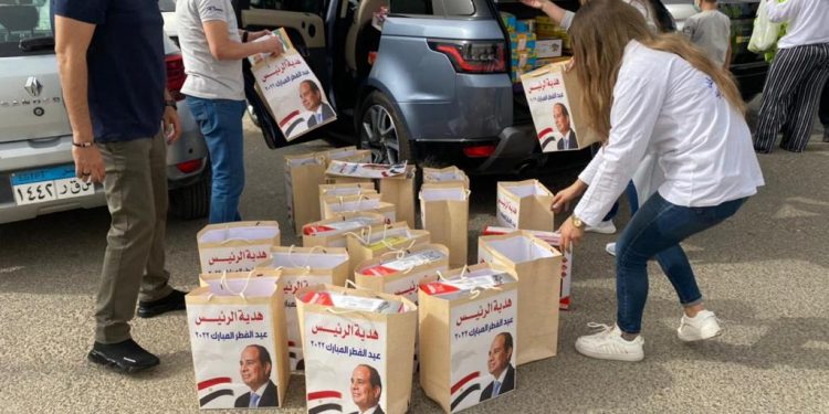 مستقبل وطن يوزع هدية الرئيس على أطفال الشيخ زايد