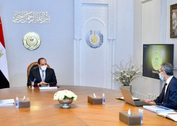 السيسي يلتقي وزير الاتصالات ويوجه بحزمة تسهيلات كبيرة بمجال تكنولوجيا المعلومات والاتصالات .. تعرف عليها