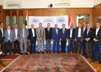 هنو رئيساً لمجلس إدارة جمعية رجال أعمال الإسكندرية