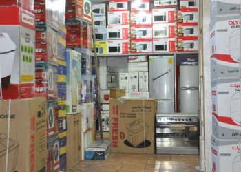 "الغرف التجارية" تكشف انخفاض "الأوفر برايس" في سوق الأجهزة الكهربائية