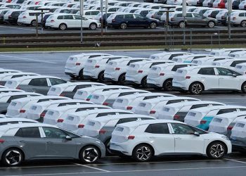 "حماية المستهلك " يلزم وكلاء السيارات برد الحجوزات للعملاء بفائدة 18%