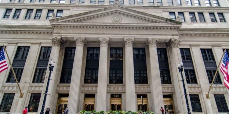 الزيادة الأكبر منذ 22 عاماً .. الفيدرالي الأمريكي يرفع سعر الفائدة 0.5%