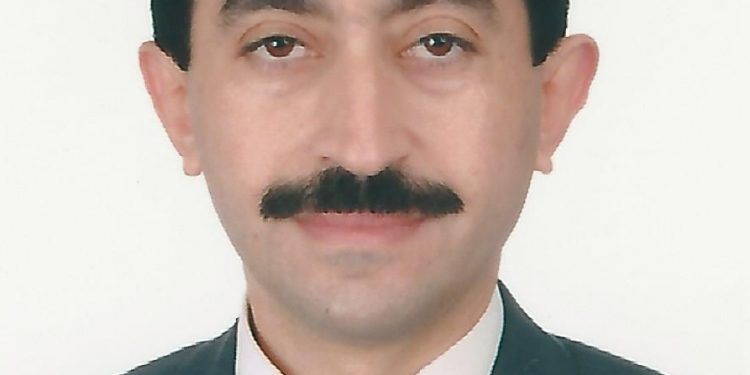 مدير غرفة الصناعات النسيجية : توجيهات السيسي باستثناء الخامات من الإعتمادات المستندية صائبة وتدعم الصناعة