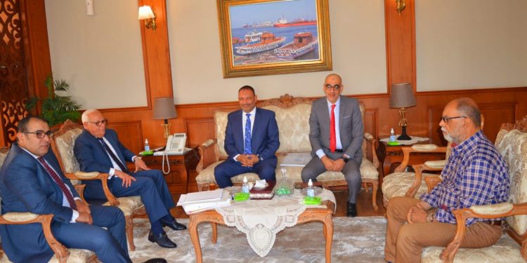 محافظ بورسعيد