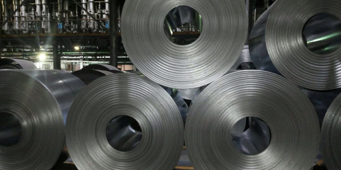 انهيار كبير .. حديد عز تخفض أسعار مسطحات الحديد للتعاقدات الجديدة 4500 جنيه دفعة واحدة .. تعرف علي سعر الطن