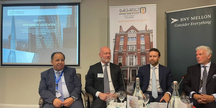 وزير المالية : الإستثمار الزراعى والصناعي يتصدر الأولويات الرئاسية لتحقيق الأمن الغذائي لمصر