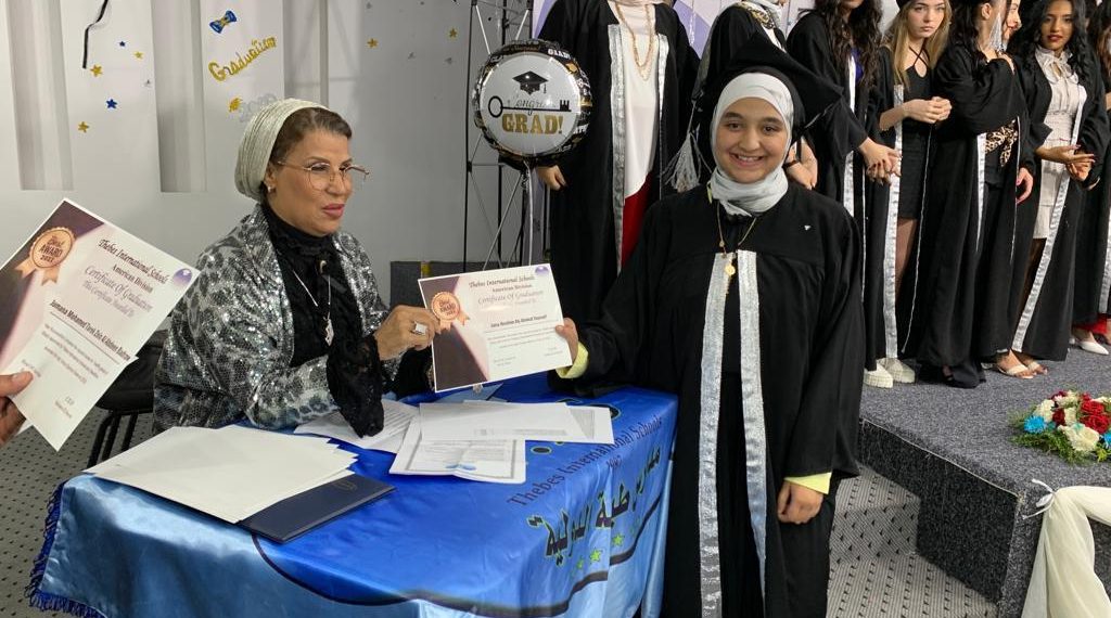 بالصور .. تخريج الدفعة 23 من طلاب الدبلومة الامريكية بمدارس طيبة الدولية