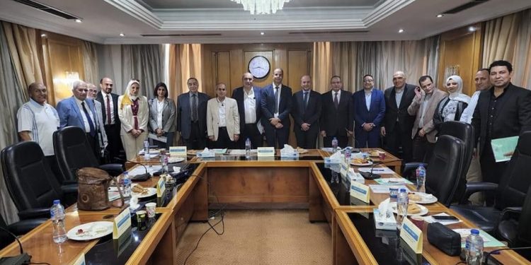 لجنة المواصفات والجودة باتحاد الصناعات توصي بإنشاء قاعدة بيانات متكاملة للتصدير