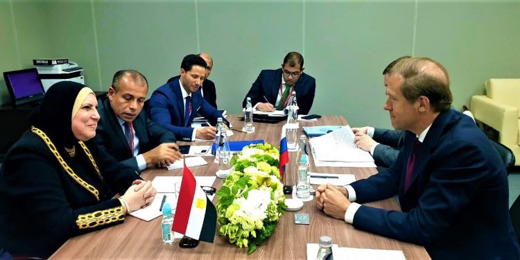 وزيرة الصناعة تبحث مع نظيرها الروسى تطورات مشروع إنشاء المنطقة الصناعية الروسية بمصر