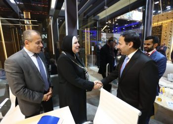 إقبال من كبار المسئولين العرب على الجناح المصرى بمنتدى سانت بطرسبرج الاقتصادى الدولى