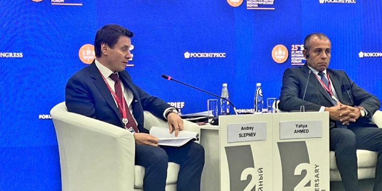 رئيس التمثيل التجارى يشارك فى جلسة " الشراكة مع الاتحاد الأوراسي والفرص" بمنتدى سان بطرسبرج