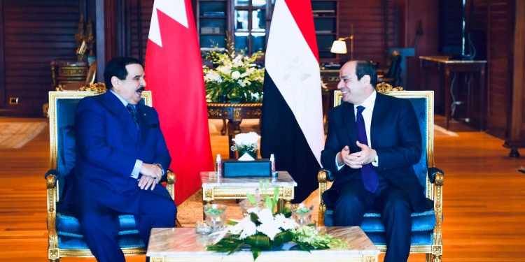 بحضور السيسي و بن عيسى .. قمة مصرية بحرينية بشرم الشيخ لتعزيز التعاون في المجالات الإقتصادية والإستثمارية