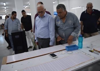 محافظ بورسعيد يتفقد مصنع باندا لإنتاج الأدوات الكهربائية بجنوب بورسعيد