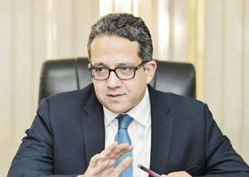 وزير السياحة يتفقد المتحف اليوناني الروماني بالإسكندرية