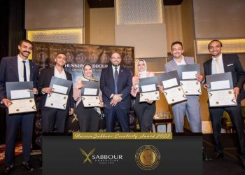 فريق هندسة عين شمس يفوز بجائزة "مسابقة صبور للإبداع الهندسي"