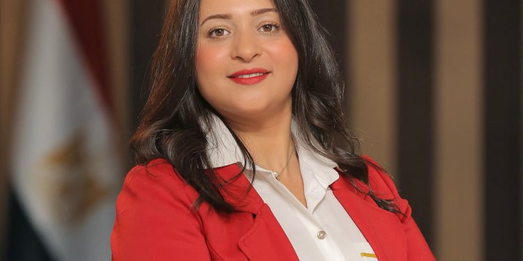 شيماء عليبة تشارك في جلسة مجلس الوزراء لمناقشة وثيقة "ملكية الدولة" بالصناعات الهندسية