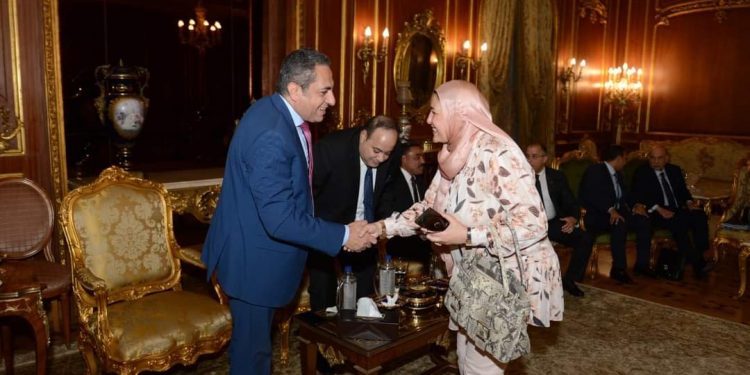 «العربي لسيدات الأعمال» يثمن اختيار خالد عباس رئيسا لشركة العاصمة الإدارية الجديدة