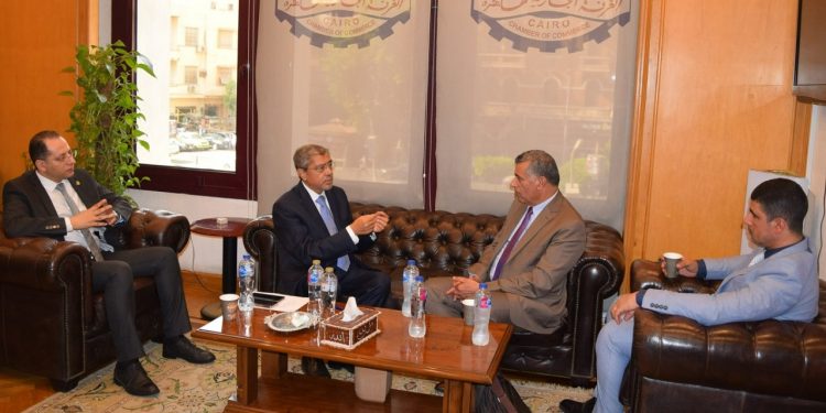 غرفة القاهرة تستعرض حوافز القانون 152 ..وسبل تطبيق الفاتورة الإلكترونية