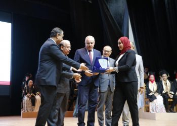 د. ناصر مندور: الكلية المصرية الصينية نتاج شراكه ناجحة بين جامعة قناة السويس وكلية بكين و "مصر الخير" و"الكويت"