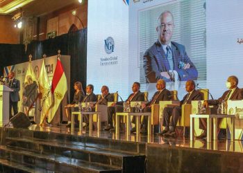 عشماوي : "تنمية التجارة الداخلية" طرح 18 مشروعاً في 14 محافظة بإستثمارات 50 مليار جنيه في 4 سنوات