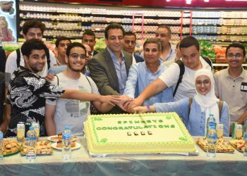 «سبينس ايجيبت» تحتفل بأوائل الثانوية العامة للعام الخامس على التوالي