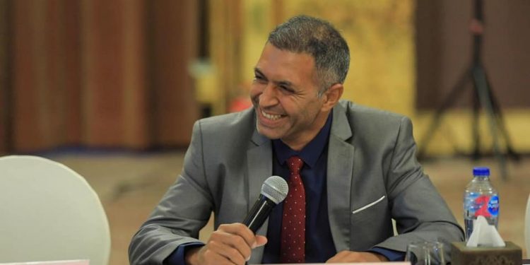 بدعوة من السفير .. هيثم طلحة يلقي كلمة في مؤتمر السفارة الصينية بالقاهرة